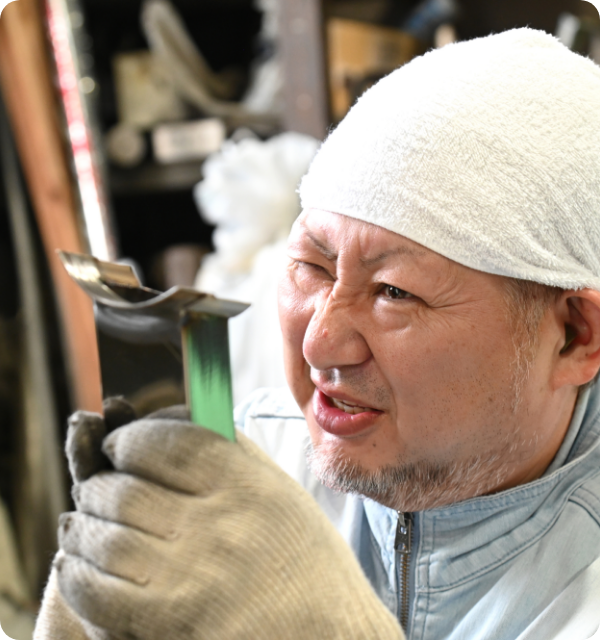 熟練の職人技による高精度溶接